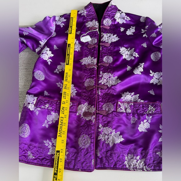 Vintage Purple Black Chinese Embroidered Silk Bed Jacket Handmade Reversible - Picture 10 of 16